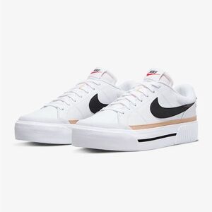 Nike Court Legacy Lift Sneaker